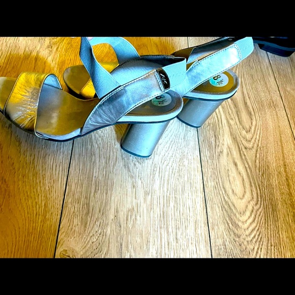 Anne Klein Shoes - Silver heels. Wide heel for utmost comfort. Very good condition.